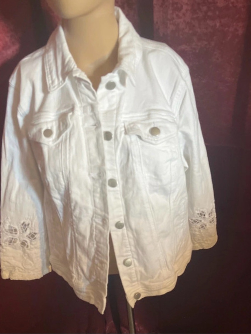 Beautiful Westport White Denim Jacket with Lace-Trim Sleeves